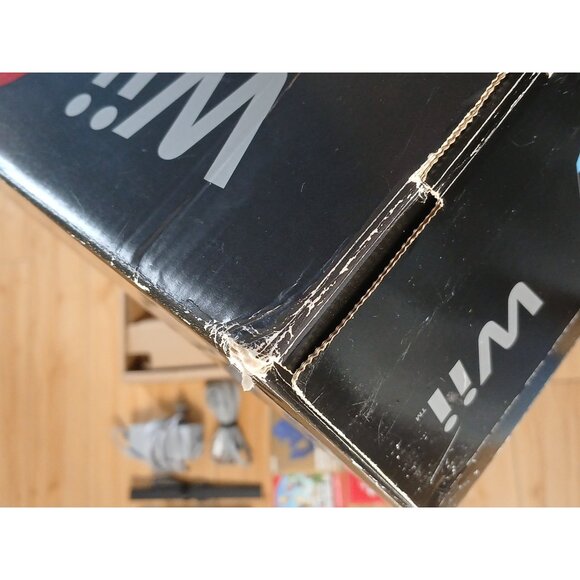 Nintendo Wii Holiday Bundle Super Mario Bro Console - Complete CIB - Tested - Picture 4 of 16